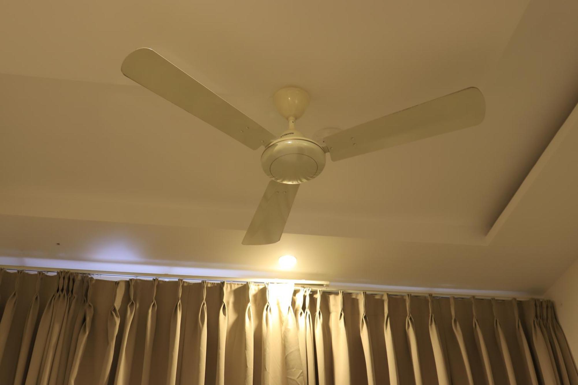 Balaji Gold Inn Hotel Hubli Dış mekan fotoğraf